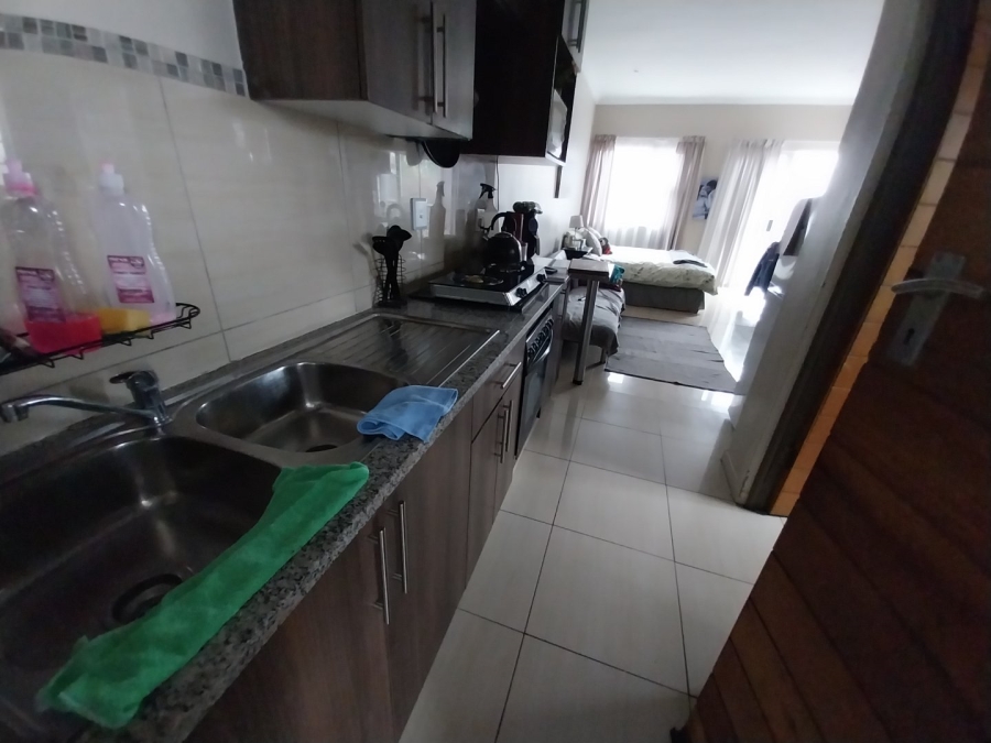 1 Bedroom Property for Sale in Bult West North West